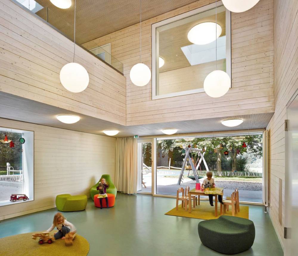 شیشه‌های پارتیشن‌بندی مهد کودک