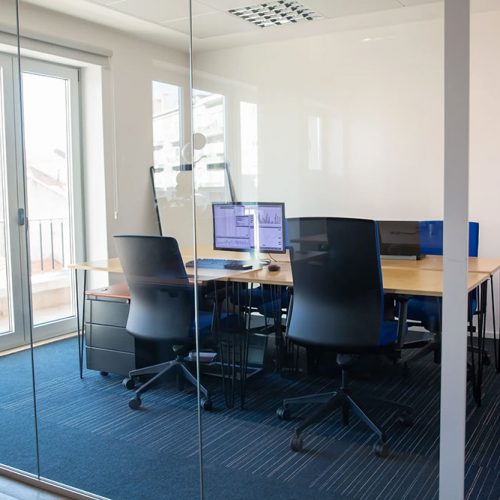 Partition-for-shared-workspace-03
