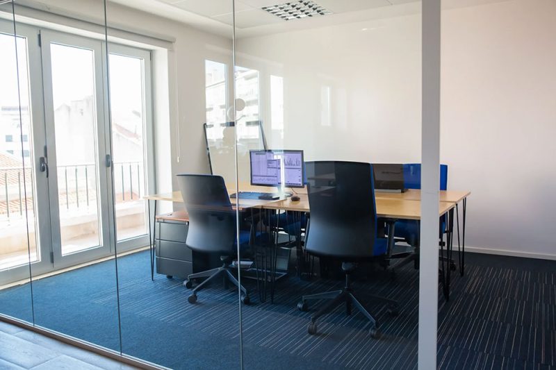 Partition-for-shared-workspace-03
