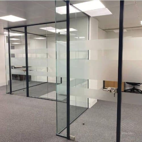 پروژه پارتیشن اداری فریم لس اسلیم شرکت بازرگانی ایران آذرخش نوین