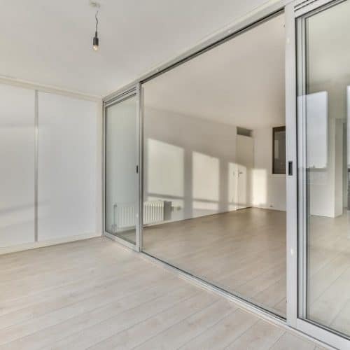 tempered-glass-partition-img2